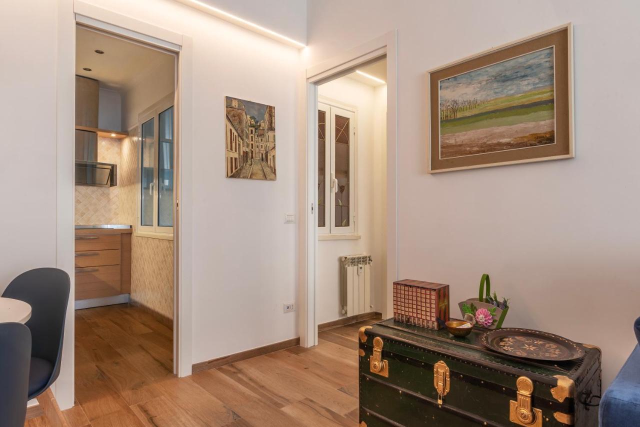 Piazza Re Di Roma Comfy Apartment Exterior foto